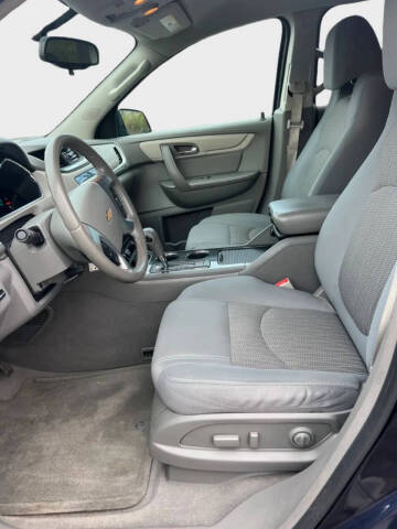 2017 Chevrolet Traverse LT