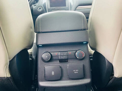 2019 Ford Explorer Platinum