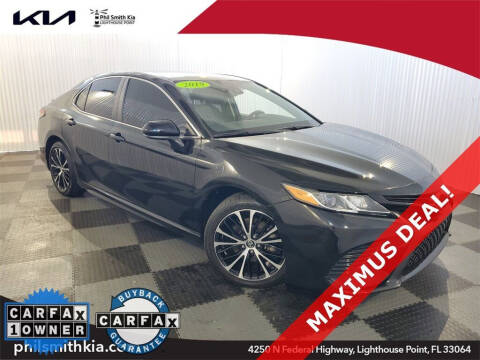2019 Toyota Camry for sale at PHIL SMITH AUTOMOTIVE GROUP - Phil Smith Kia in Lighthouse Point FL