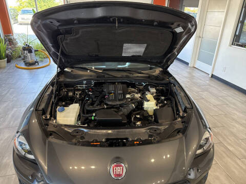 2019 FIAT 124 Spider Lusso