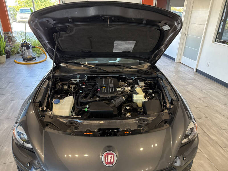 2019 FIAT 124 Spider Lusso