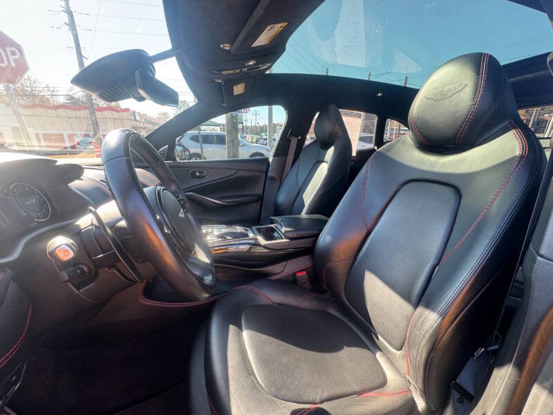 2021 Aston Martin DBX