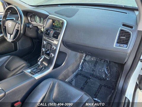 2015 Volvo XC60 T5 Platinum