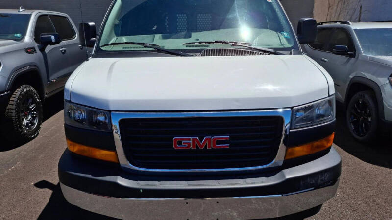 2024 GMC Savana 2500