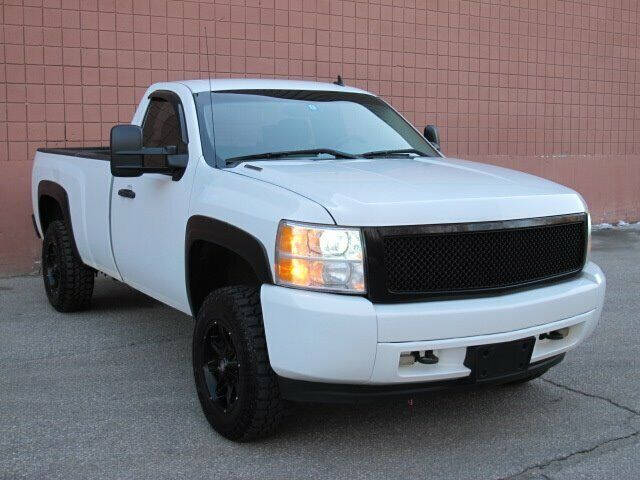 2008 Chevrolet Silverado 1500 for sale at United Motors Group in Lawrence MA