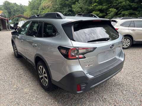 2022 Subaru Outback Premium