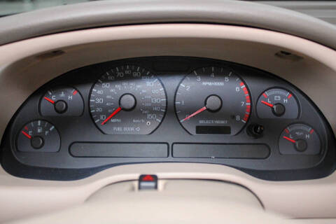 2003 Ford Mustang GT Deluxe