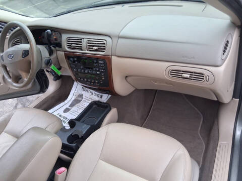 2003 Ford Taurus SEL Deluxe