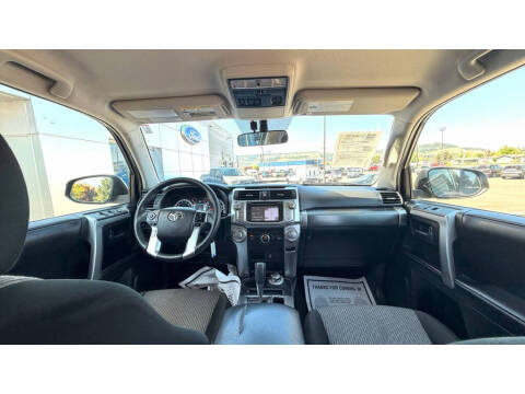 2018 Toyota 4Runner SR5