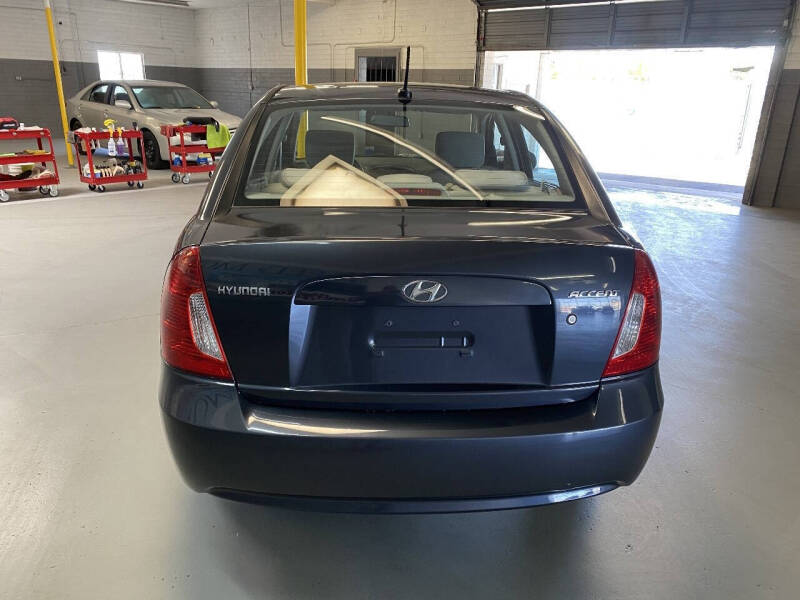 2010 Hyundai Accent GLS