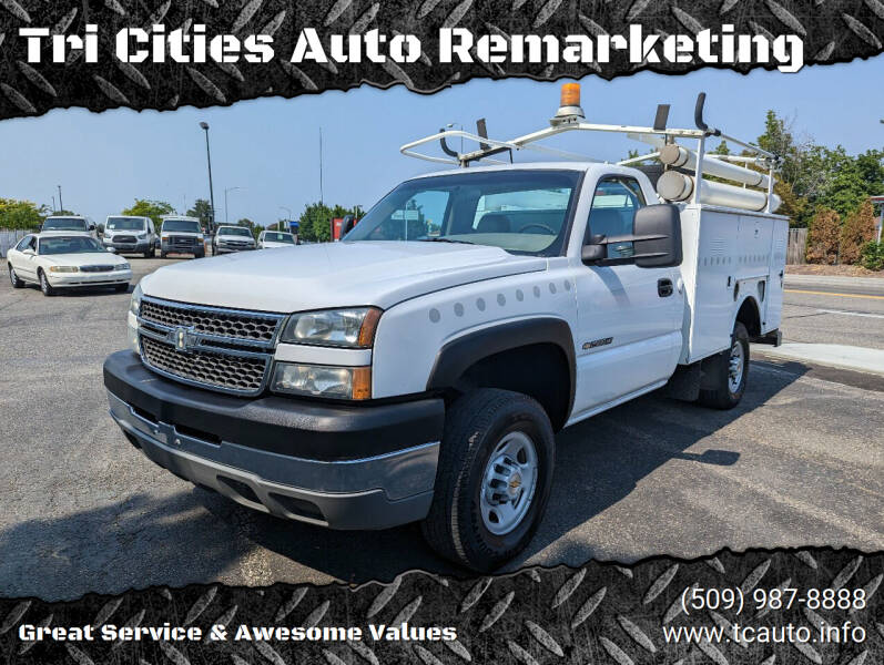 2005 Chevrolet Silverado 2500HD for sale at Tri Cities Auto Remarketing in Kennewick WA