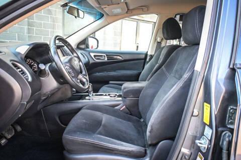 2013 Nissan Pathfinder SV