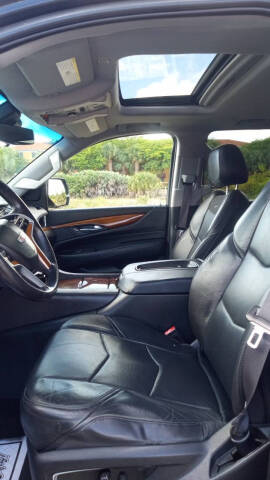 2017 Cadillac Escalade ESV Luxury