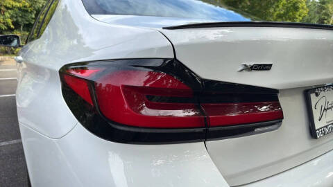 2022 BMW 5 Series 530e xDrive