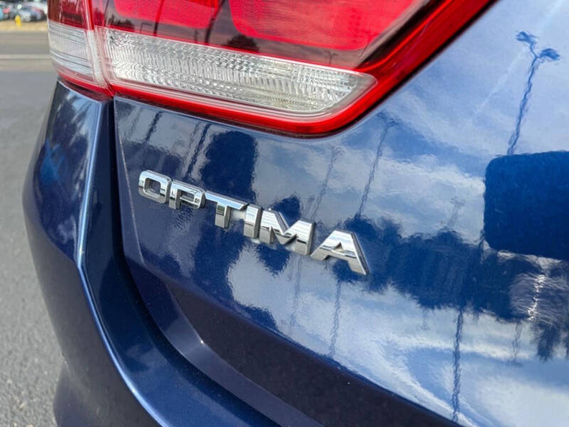 2018 Kia Optima LX