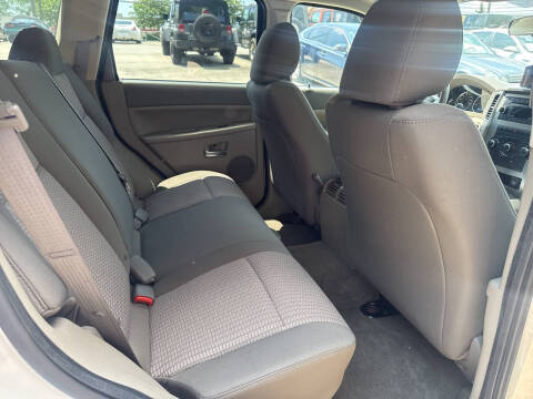 2009 Jeep Grand Cherokee Laredo