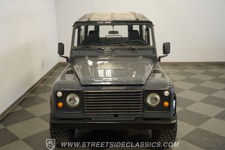 1987 Land Rover Defender