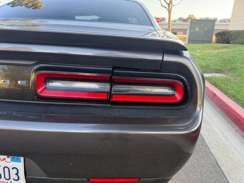 2017 Dodge Challenger