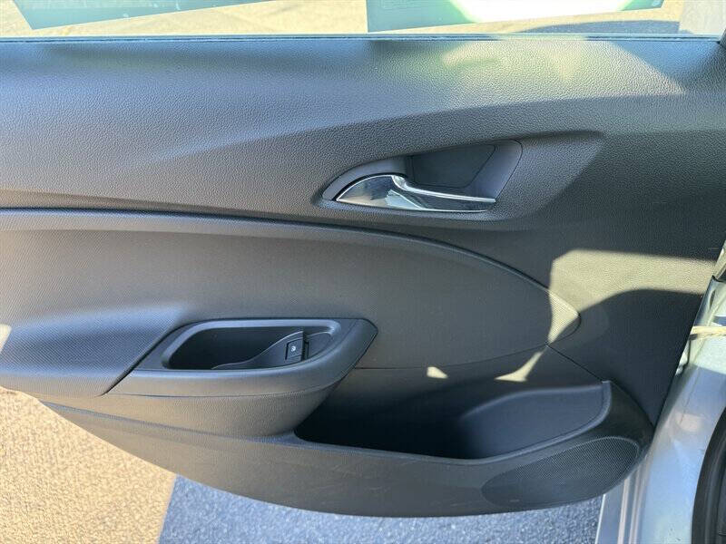 2018 Chevrolet Cruze LS Auto