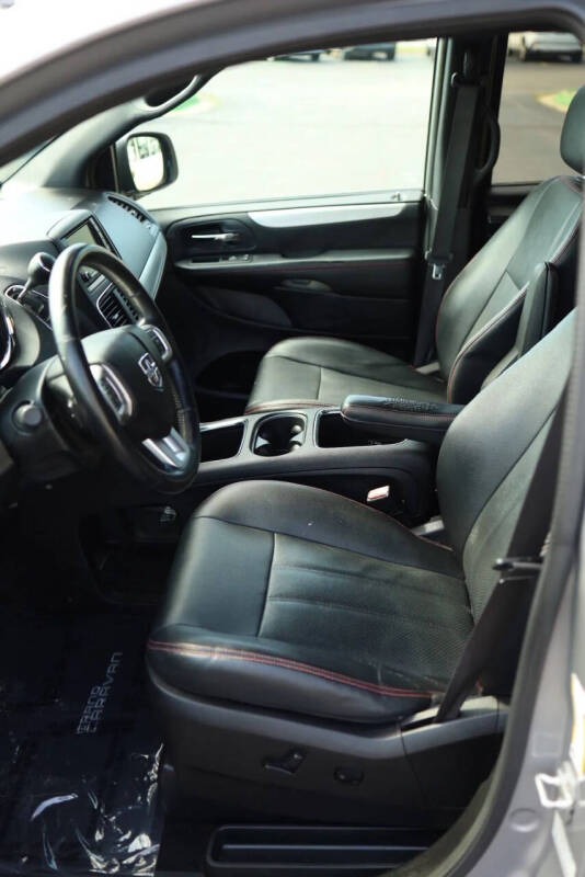 2016 Dodge Grand Caravan R/T