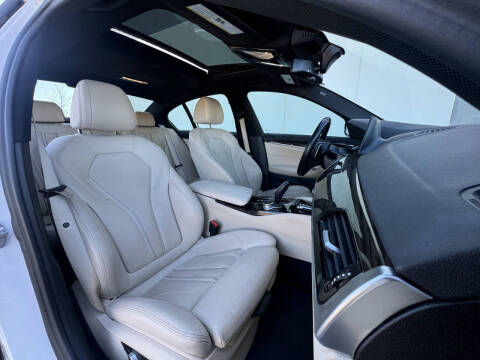 2019 BMW 5 Series 530e iPerformance