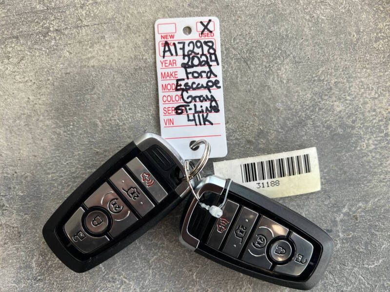 2024 Ford Escape ST-Line