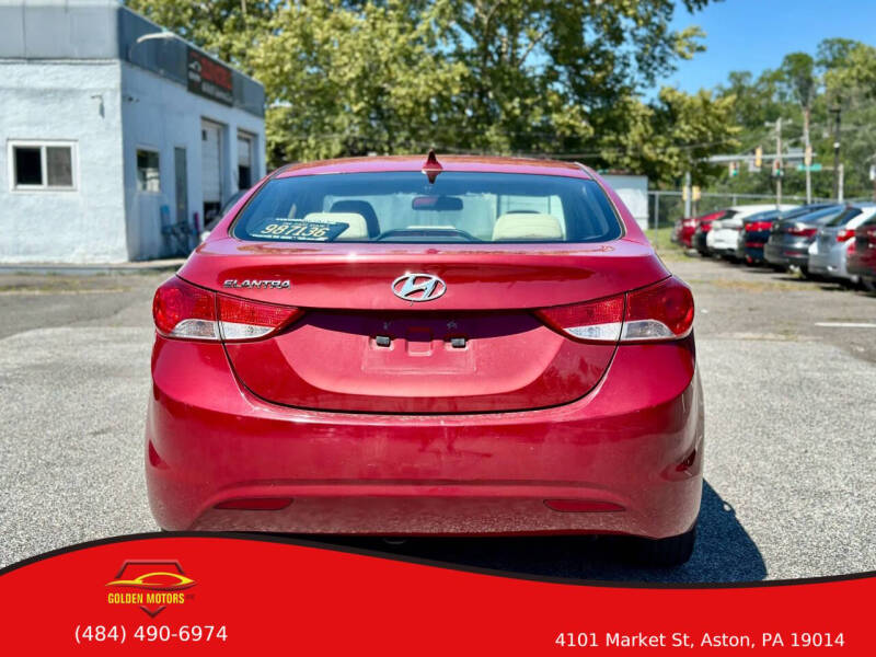 2012 Hyundai Elantra