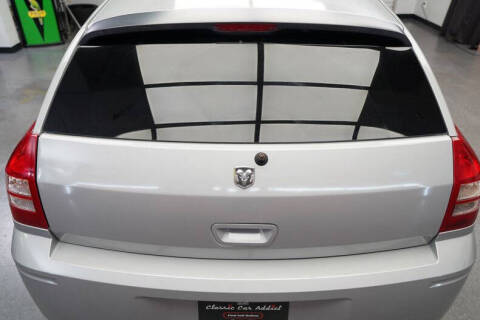 2005 Dodge Magnum RT