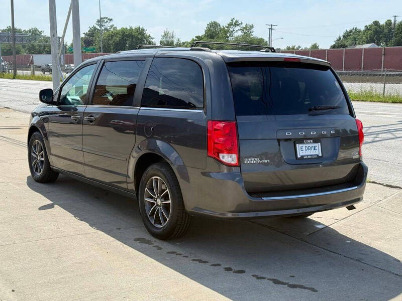 2017 Dodge Grand Caravan SXT