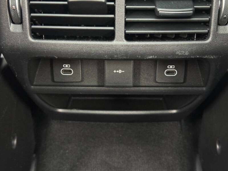 2021 Land Rover Discovery Sport P250 SE R-Dynamic