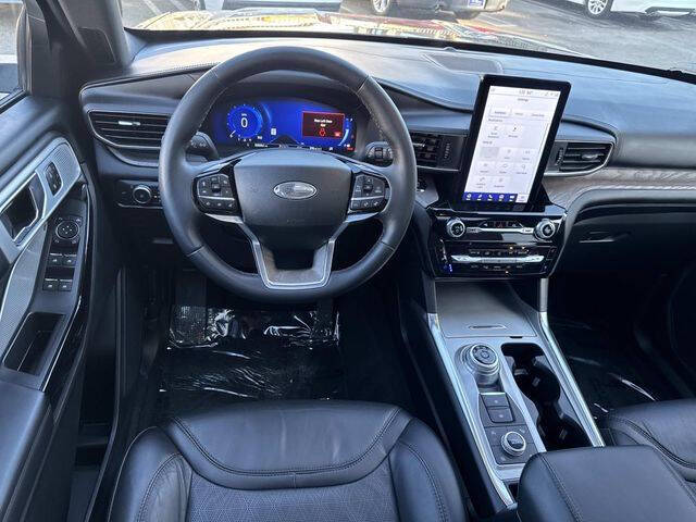 2022 Ford Explorer Platinum