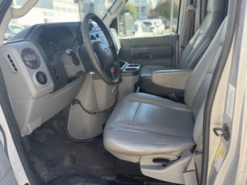 2013 Ford E-Series E-250