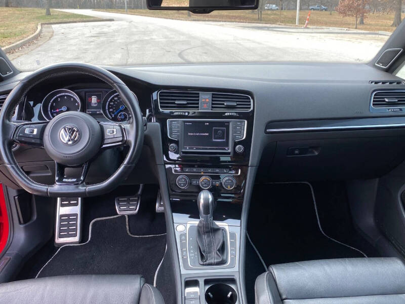 2016 Volkswagen Golf R 4Motion