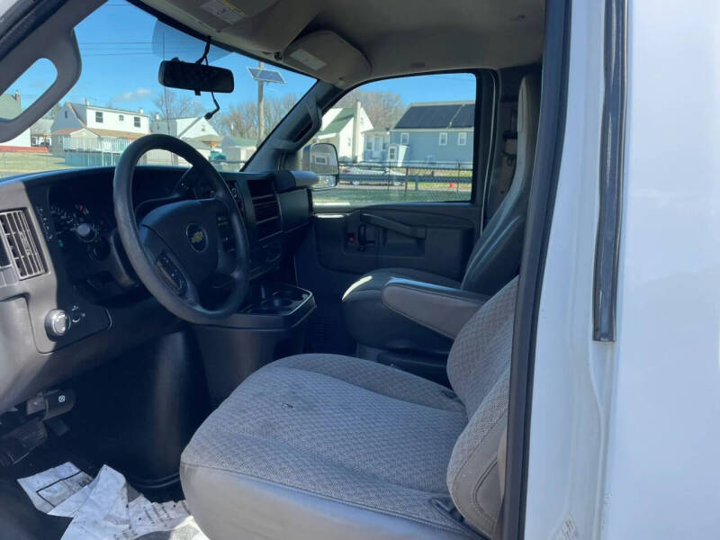 2018 Chevrolet Express 2500