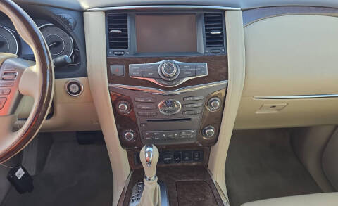 2015 Infiniti QX80