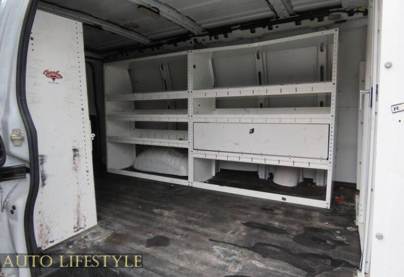 2023 GMC Savana 2500