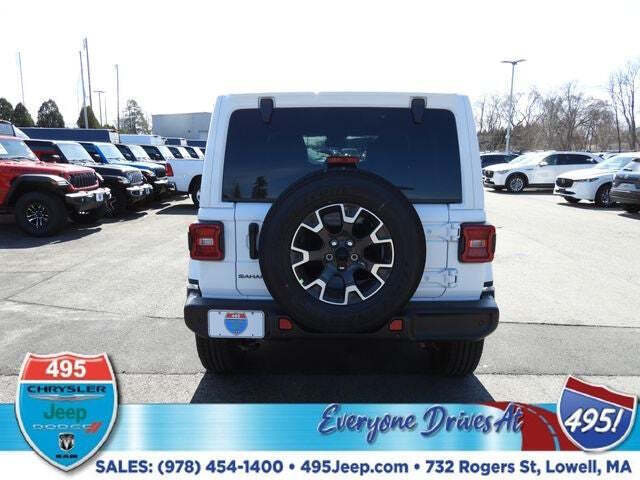 2025 Jeep Wrangler Sahara