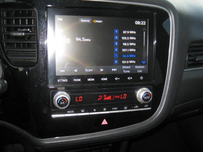 2020 Mitsubishi Outlander Special Edition