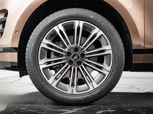 2026 Land Rover Range Rover Evoque P250 Dynamic SE