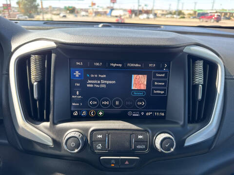 2024 GMC Terrain SLT