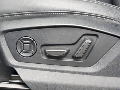 2023 Audi Q8 quattro Premium Plus 55 TFSI