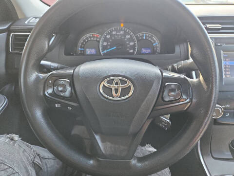 2015 Toyota Camry LE