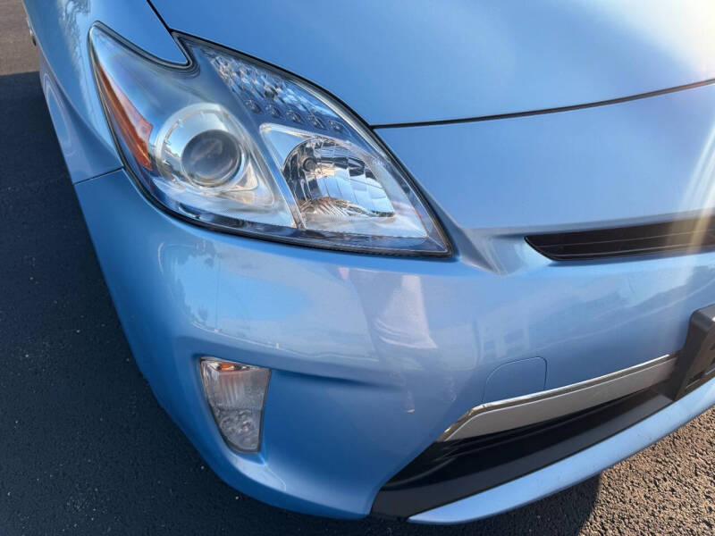 2014 Toyota Prius Plug-in Hybrid
