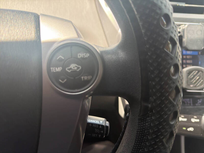 2017 Toyota Prius v Two