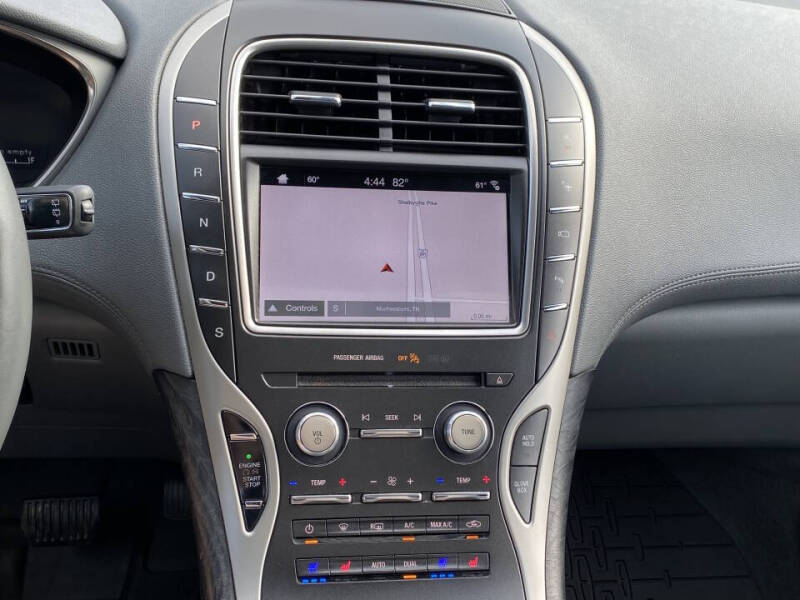 2019 Lincoln Nautilus Reserve