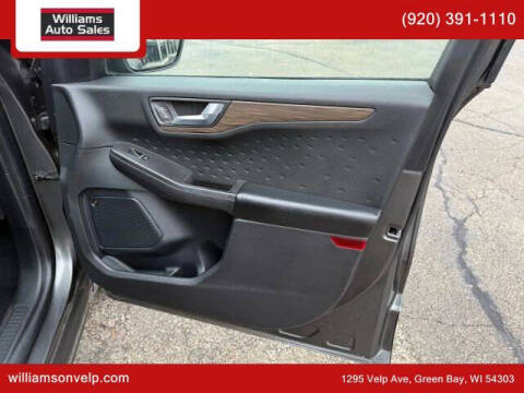 2020 Ford Escape Titanium