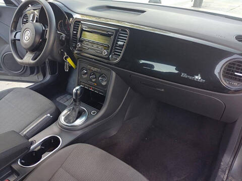 2013 Volkswagen Beetle 2.5L Entry PZEV