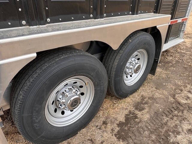 2027 WILSON 24 FOOT RA