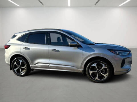 2024 Ford Escape ST-Line Elite