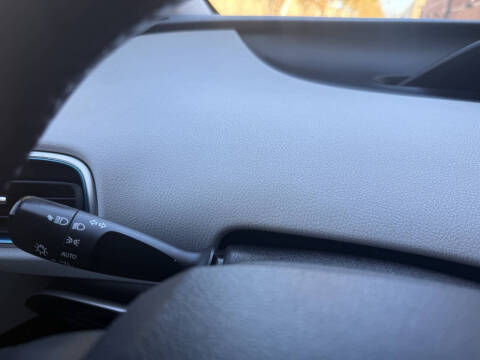 2019 Toyota Prius XLE